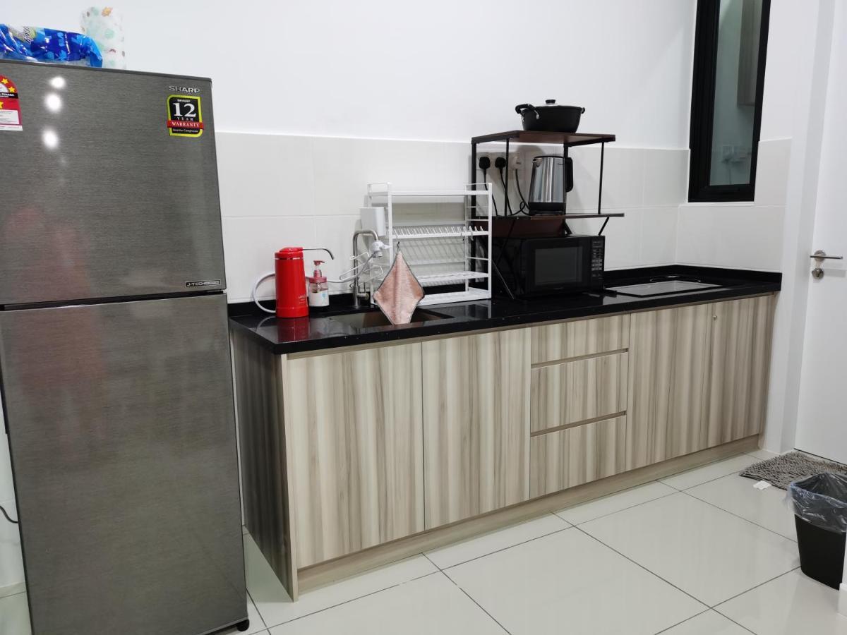 Le Pavillion Puchong By Widebed Upto 6Pax Lägenhet Kuala Lumpur Exteriör bild