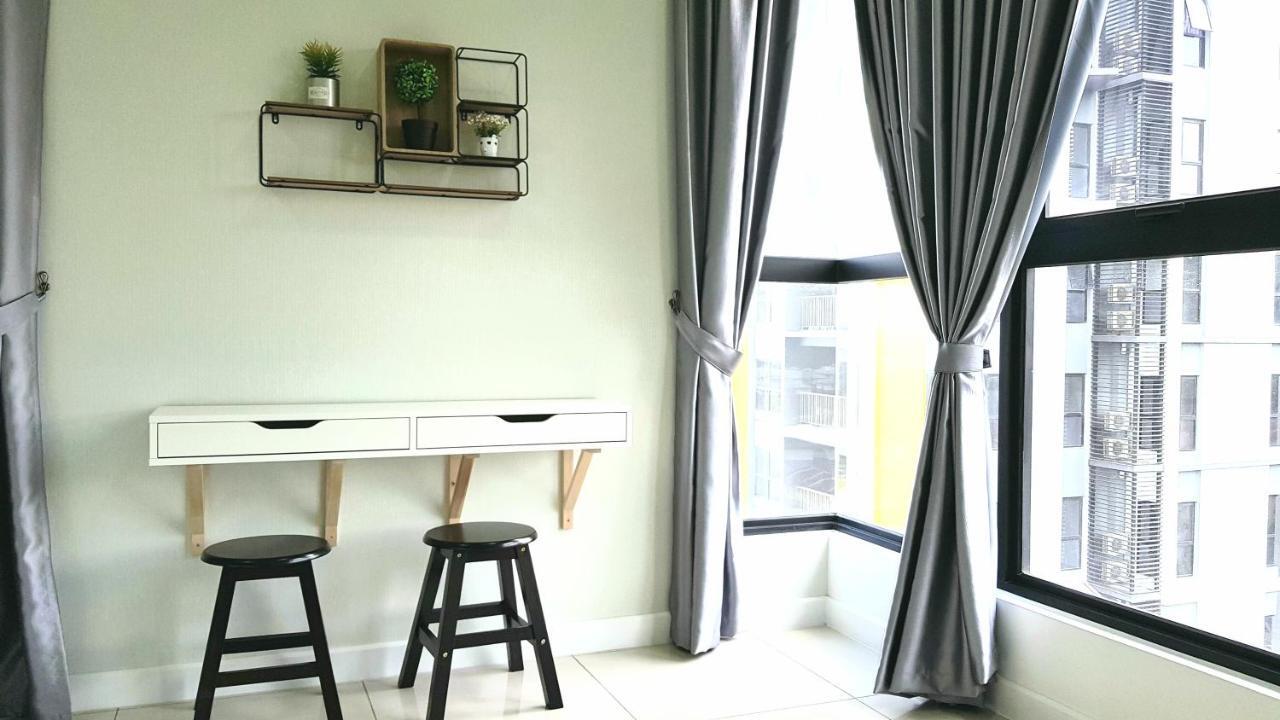 Le Pavillion Puchong By Widebed Upto 6Pax Lägenhet Kuala Lumpur Exteriör bild