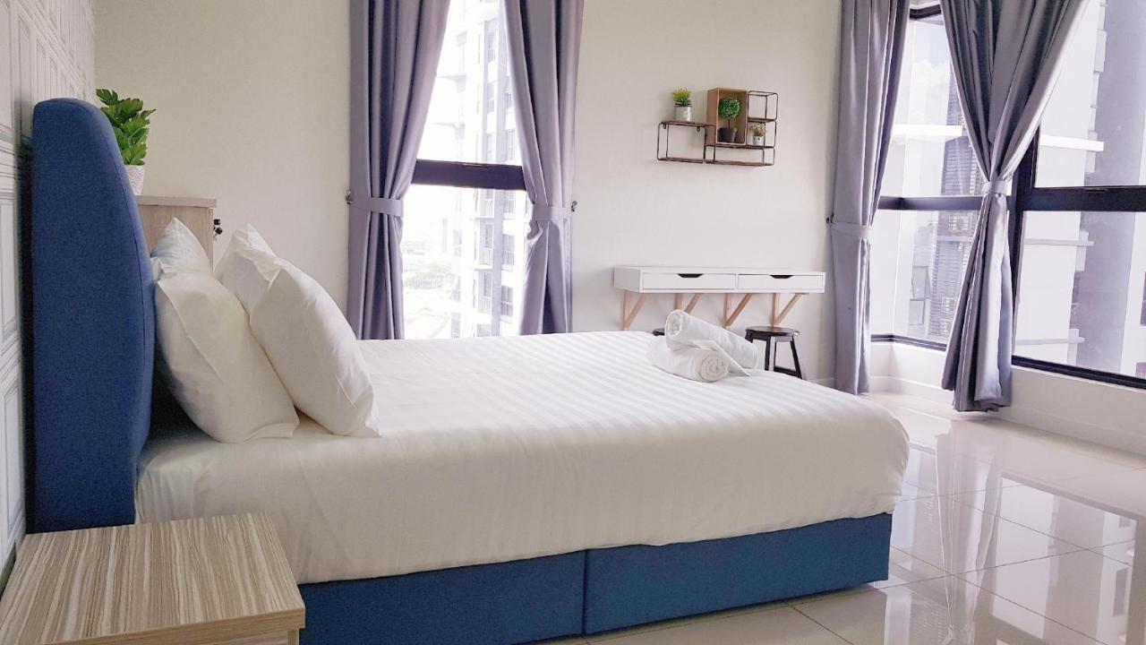 Le Pavillion Puchong By Widebed Upto 6Pax Lägenhet Kuala Lumpur Exteriör bild